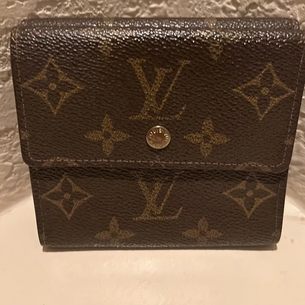 Louis Vuitton Monogram Compact Trifold Wallet Classic Brown Tan LV Logo Pattern